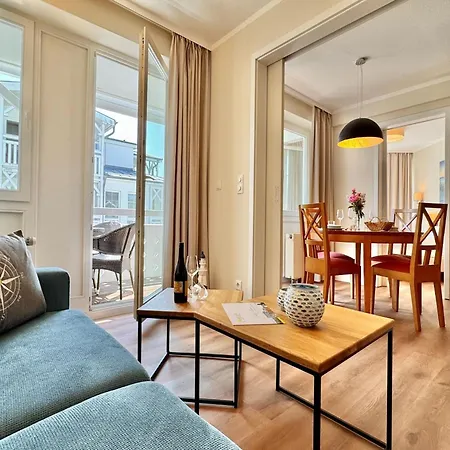 Apartment Mit Offener Kueche In