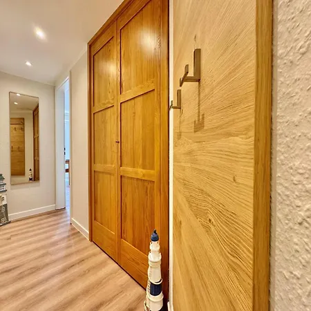 Apartment Mit Offener Kueche In